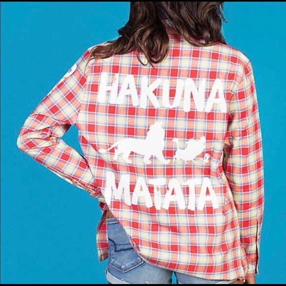 Cakeworthy x Disney - The Lion King Hakuna Matata Flannel NWOT - Picture 4 of 5
